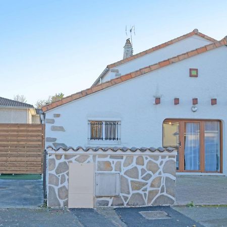 Appart T2 Avec Terrasse, Parking Et Wifi Angoulême Dış mekan fotoğraf