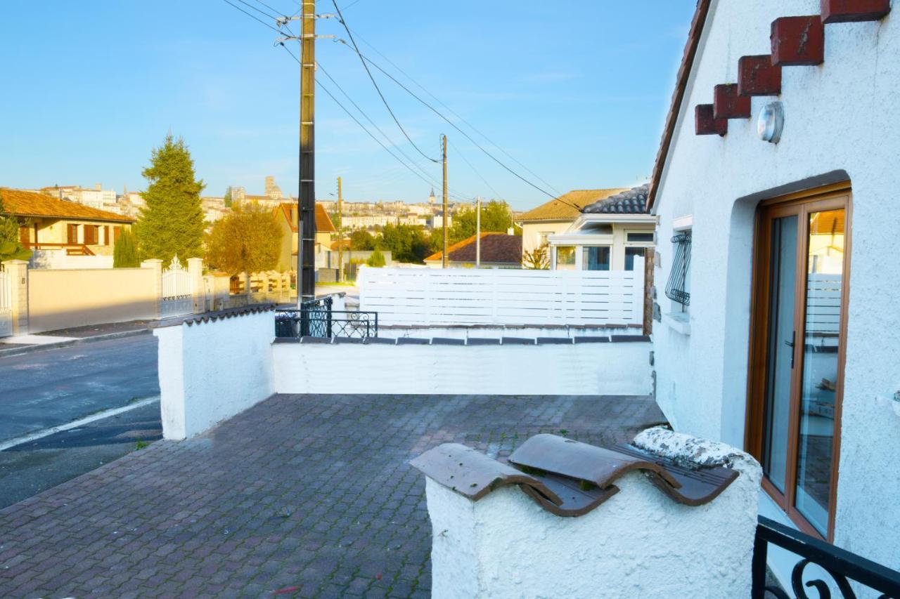 Appart T2 Avec Terrasse, Parking Et Wifi Angoulême Dış mekan fotoğraf