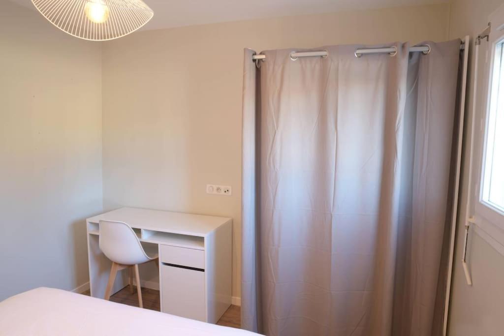 Appart T2 Avec Terrasse, Parking Et Wifi Angoulême Dış mekan fotoğraf